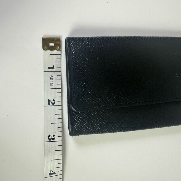 Louis Vuitton Black Taiga Leather 6 Key Case Holder - Picture 13 of 13